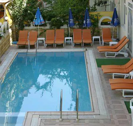 Sun Maris Hotel