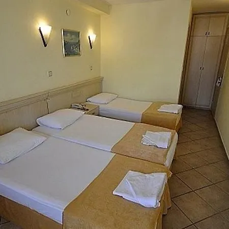 Sun Maris Hotel